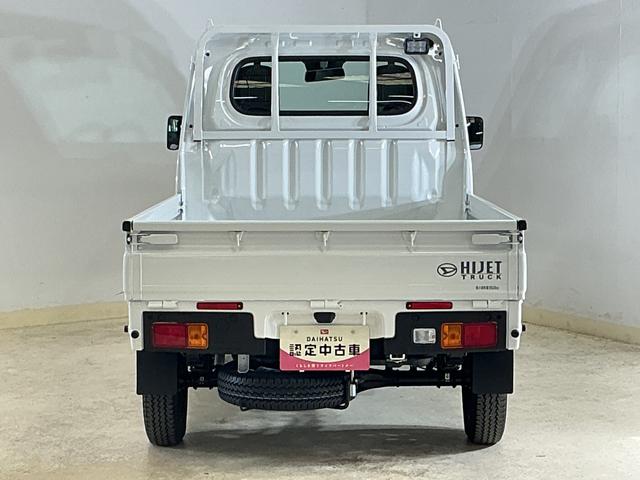 ハイゼットトラック スタンダード　農用スペシャル　届出済み未使用車　ＣＶＴ車　届出済み未使用車　ＣＶＴ車　４ＷＤ　ラジオデッキ　３方開　荷台作業灯　コーナーセンサー　スペアキー有り　スマートアシスト　アイドリングストップ　横滑り防止装置　マニュアルエアコン　１２Ｖ電源ソケット（12枚目）