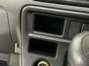 ＤＸ　ワンオーナー　５速ＭＴ車　４ＷＤ　ＣＤオーディオ　ワンオーナー　５速ＭＴ車　４ＷＤ　ＣＤオーディオ　ラバーマット　キーレスエントリー　ドアバイザー　マニュアルエアコン　ヘッドライトレべライザー　シガーソケット　スペアタイヤ（49枚目）