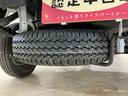 スタンダード　４ＷＤ　ＣＶＴ　ラジオデッキ　コーナーセンサー　４ＷＤ　ＣＶＴ車　ラジオデッキ　前後コーナーセンサー　３方開　オートマチックハイビーム　衝突軽減ブレーキ　１２Ｖ電源ソケット　横滑り防止装置　アイドリングストップ　オートライト　スペアキー（29枚目）