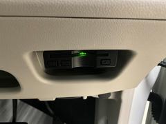 Źϥ᡼ľĤΥϥǥ顼Ǥ줿ż֤򤭤äƤǼᤤޤΤǡ¿Υ饤դ򤴴ǽޤ 4