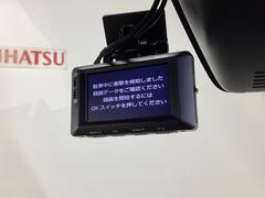 Źϥ᡼ľĤΥϥǥ顼Ǥ줿ż֤򤭤äƤǼᤤޤΤǡ¿Υ饤դ򤴴ǽޤ 4
