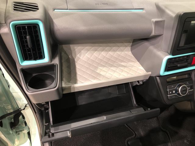 X 4WD パノラマモニター対応カメラ シートヒーター(29枚目)
