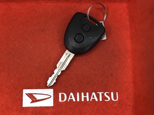 Xスペシャル 純正CDチューナー 運転席/助手席エアバック マニュアルエアコン キ-レスエントリ- セキュリティーアラ-ム 電動格納ドアミラー(40枚目)