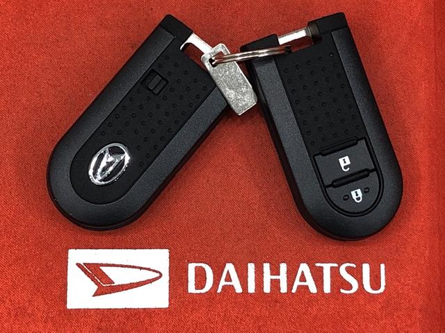 カスタム XリミテッドII SAIII LEDヘッドランプ・フォグランプ 運転席シートヒーター 14インチアルミホイール オートライト プッシュボタンスタート セキュリティアラーム(46枚目)