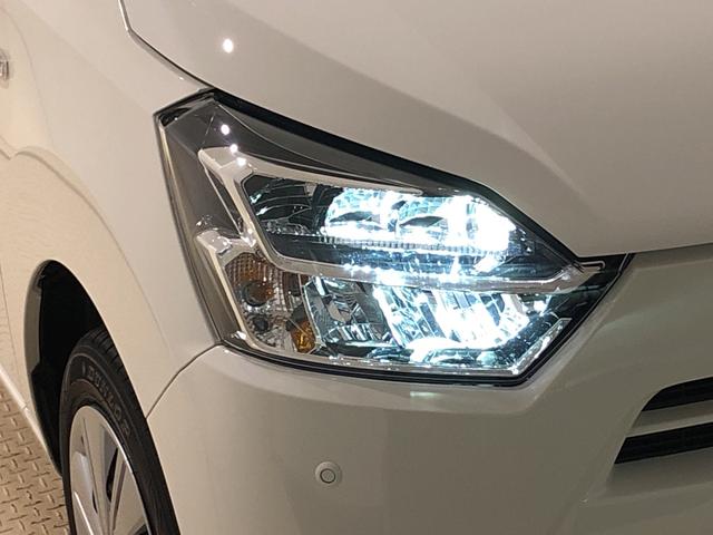 X SAIII LEDヘッドランプ セキュリティアラーム コーナーセンサー 14インチフルホイールキャップ キーレスエントリー 電動格納式ヒーテッドドアミラー(38枚目)