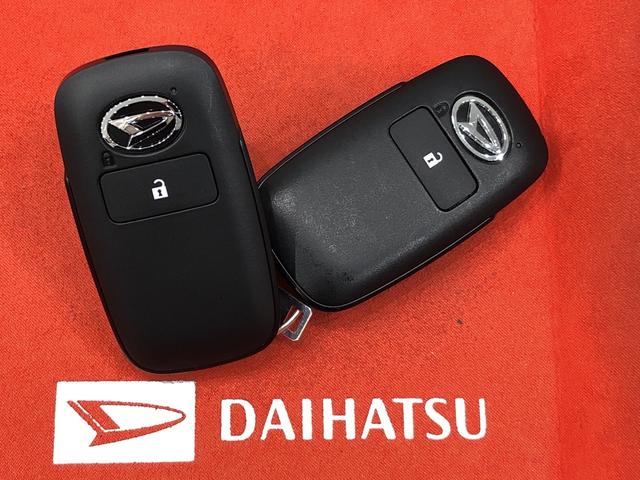 G LEDヘッドランプ・フォグランプ 全車速追従機能付アダプティブクルーズコントロール レーンキープコントロール 17インチアルミホイール シートヒーター プッシュボタンスタート(47枚目)