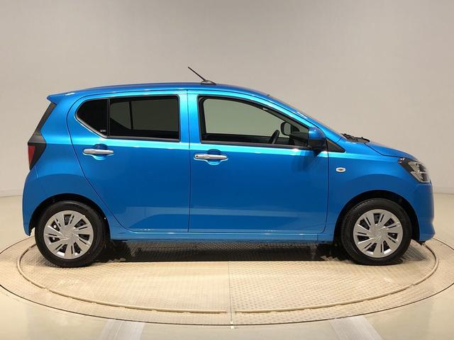 X リミテッドSAIII LEDヘッドランプ セキュリティアラーム コーナーセンサー 14インチフルホイールキャップ キーレスエントリー 電動格納式ドアミラー(5枚目)