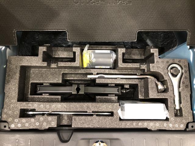 Xセレクション バックモニター LEDヘッドランプ 4WD パワースライドドアウェルカムオープン機能 運転席・助手席シートヒーター 運転席ロングスライドシ-ト 助手席ロングスライド 助手席イージークローザー セキュリティアラーム キーフリーシステム(32枚目)