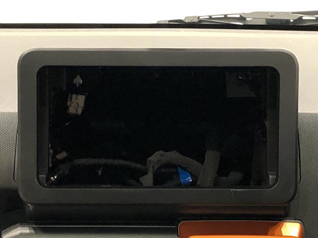 G LEDヘッドランプ・フォグランプ 運転席・助手席シートヒーター 15インチアルミホイール(シルバー塗装) オートライト プッシュボタンスタート セキュリティアラーム(17枚目)