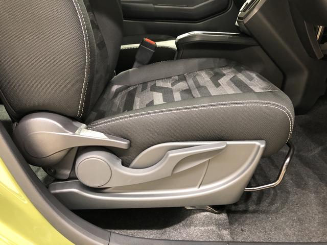 Gターボ クロムベンチャー LEDヘッドライト キーフリー スカイフィールトップ クロムパック メッキパック シルバーアンダーガーニッシュ インテリアアクセント LEDヘッドランプ&フォグランプ 電動パーキングブレーキ バックカメラ 15インチアルミホイール(26枚目)