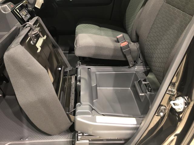 GターボVS SAIII LEDヘッドランプ・フォグランプ LEDヘッドランプ・フォグランプ 15インチアルミホイール オートライト プッシュボタンスタート セキュリティーアラーム 両側電動スライドドア パノラマカメラ SRSサイドエアバッグ プッシュスタート(31枚目)