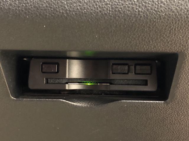 LEDヘッドランプ 14インチフルホイールキャップ オートライト プッシュボタンスタート セキュリティアラーム コーナーセンサー(9枚目)