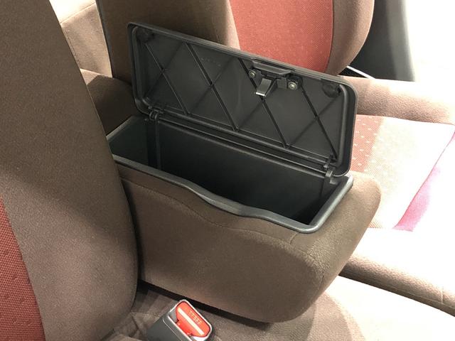 LEDヘッドランプ 14インチフルホイールキャップ オートライト プッシュボタンスタート セキュリティアラーム コーナーセンサー(25枚目)