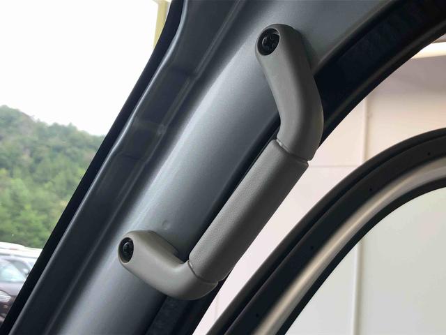 スタンダード AM/FMラジオ オートライト スペアタイヤ ハロゲンヘッドランプ 運転席SRSエアバック 電動式パワーステアリング AM/FMラジオ あゆみ板掛けテールゲート スペアタイヤオートライト(16枚目)