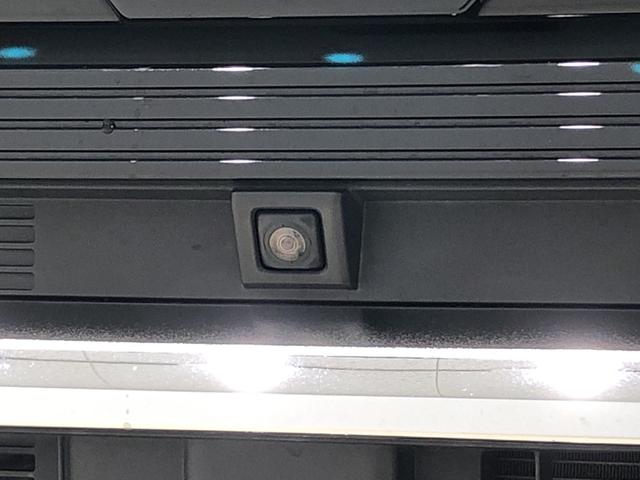 カスタムXセレクション パノラマカメラ オートエアコン LEDヘッドランプ パワースライドドアウェルカムオープン機能 運転席ロングスライドシ-ト 助手席ロングスライド 助手席イージークローザー キーフリーシステム(9枚目)