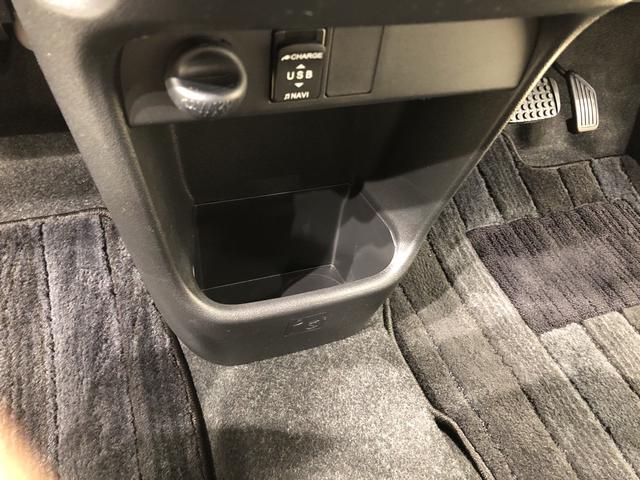 Xリミテッドメイクアップ SAIII キーフリー ハロゲンヘッドランプ LEDフォグランプ 置き楽ボックス オートライト プッシュボタンスタート セキュリティアラーム 両側パワースライドドア(28枚目)