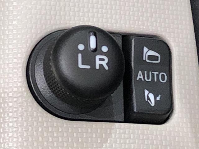 G リミテッド SAIII パノラマカメラ付き LEDヘッドランプ 運転席・助手席シートヒーター オートライト プッシュボタンスタート パノラマモニター対応カメラ コーナーセンサー 運転席シートリフター USB電源ソケット(15枚目)