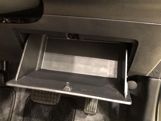 ココアプラスX ETC車載器 CDチューナー 電動格納式ドアミラー 運転席シートリフター ショツピングフック ハイマウントストップランプ セキュリティアラーム オートエアコン(17枚目)