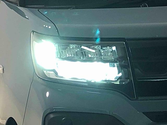 ファンクロス バックカメラ対応 プッシュボタンスタート LEDヘッドランプ パワースライドドアウェルカムオープン機能 セキュリティアラーム キーフリーシステム オートライト シートヒーター 運転席シートリフター アルミホイール(44枚目)