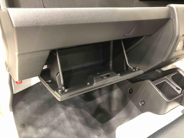 スタンダード CVT車 オートライト マニュアルエアコン CVT車 ハロゲンヘッドランプ トップシェイドガラス 運転席SRSエアバック バックソナー 電動式パワーステアリング AM/FMラジオ あゆみ板掛けテールゲート VSC&TRC(23枚目)