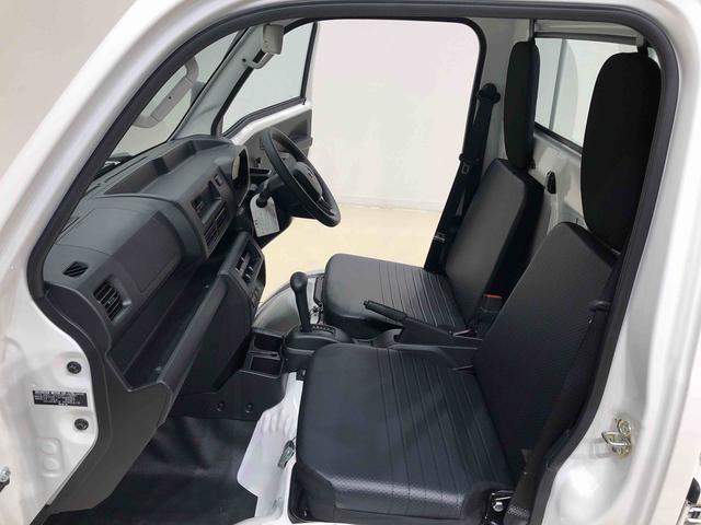 スタンダード CVT車 オートライト マニュアルエアコン CVT車 ハロゲンヘッドランプ トップシェイドガラス 運転席SRSエアバック バックソナー 電動式パワーステアリング AM/FMラジオ あゆみ板掛けテールゲート VSC&TRC(24枚目)