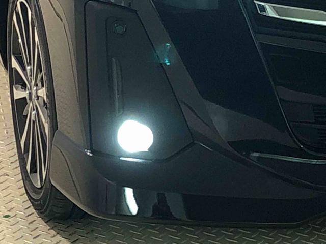 トール カスタムＧターボ　クルーズコントロール　ＬＥＤランプ　ＬＥＤヘッドランプ・フォグランプ　　１５インチアルミホイール　オートライト　プッシュボタンスタート　クルーズコントロール　　コーナーセンサー　パワースライドドア　キーフリーシステム（38枚目）