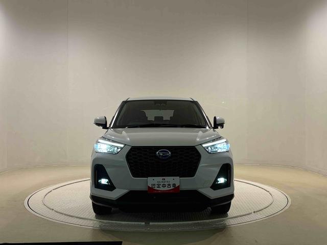 ロッキー プレミアムＧ　ＨＥＶ　パノラマカメラ付き　ＬＥＤヘッドランプ・フォグランプ　全車速追従機能付アダプティブクルーズコントロール　レーンキープコントロール　ブラインドスポットモニター　１７インチアルミホイール　シートヒーター　パノラマカメラ（46枚目）