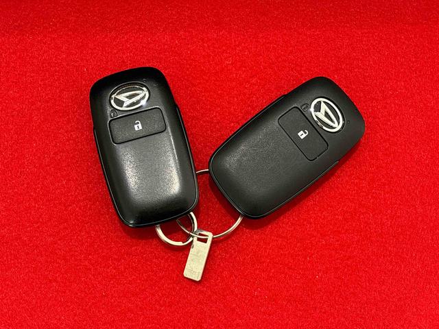 ロッキー プレミアムＧ　ＨＥＶ　パノラマカメラ付き　ＬＥＤヘッドランプ・フォグランプ　全車速追従機能付アダプティブクルーズコントロール　レーンキープコントロール　ブラインドスポットモニター　１７インチアルミホイール　シートヒーター　パノラマカメラ（53枚目）