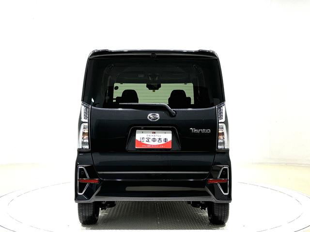 タント カスタムＲＳ　パノラマモニター　電動パーキング　クルコン　ＬＥＤオートライト　パワースライドドアウェルカムオープン機能　運転席ロングスライドシ－ト　助手席ロングスライド　助手席イージークローザー　アルミホイール　キーフリーシステム　クルーズコントロール（9枚目）