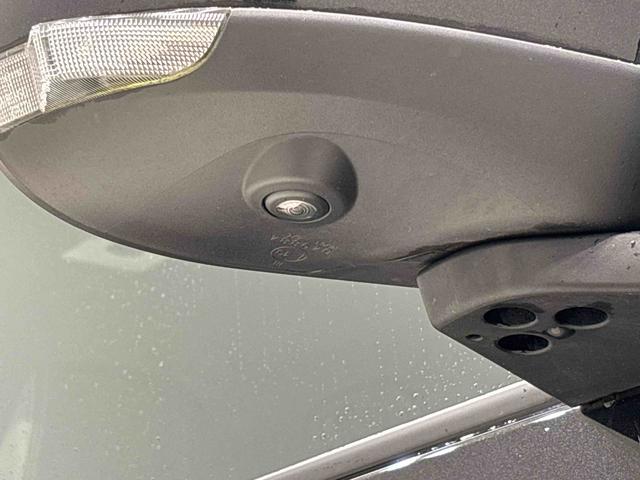 タント カスタムＲＳ　パノラマモニター　電動パーキング　クルコン　ＬＥＤオートライト　パワースライドドアウェルカムオープン機能　運転席ロングスライドシ－ト　助手席ロングスライド　助手席イージークローザー　アルミホイール　キーフリーシステム　クルーズコントロール（11枚目）