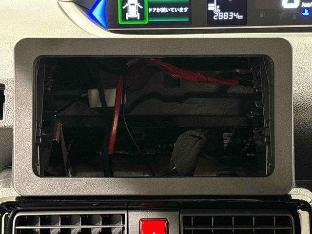 タント カスタムＲＳ　パノラマモニター　電動パーキング　クルコン　ＬＥＤオートライト　パワースライドドアウェルカムオープン機能　運転席ロングスライドシ－ト　助手席ロングスライド　助手席イージークローザー　アルミホイール　キーフリーシステム　クルーズコントロール（17枚目）