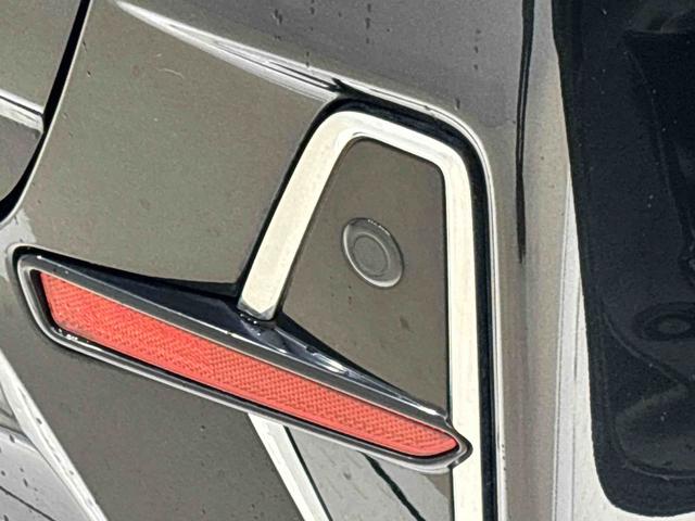 タント カスタムＲＳ　パノラマモニター　電動パーキング　クルコン　ＬＥＤオートライト　パワースライドドアウェルカムオープン機能　運転席ロングスライドシ－ト　助手席ロングスライド　助手席イージークローザー　アルミホイール　キーフリーシステム　クルーズコントロール（41枚目）