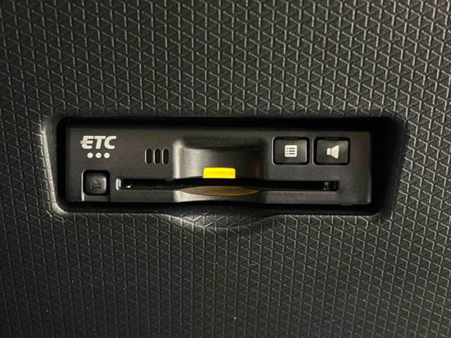 タント ファンクロスターボ　ディスプレイオーディオ　パノラマカメラ　ＬＥＤオートライト　パワースライドドアウェルカムオープン機能　電動パーキングブレーキ　運転席助手席シートヒーター　アルミホイールキーフリーシステム　　オート電動格納式ドアミラー（4枚目）