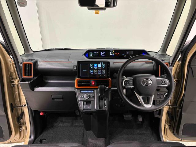 タント ファンクロスターボ　ディスプレイオーディオ　パノラマカメラ　ＬＥＤオートライト　パワースライドドアウェルカムオープン機能　電動パーキングブレーキ　運転席助手席シートヒーター　アルミホイールキーフリーシステム　　オート電動格納式ドアミラー（13枚目）