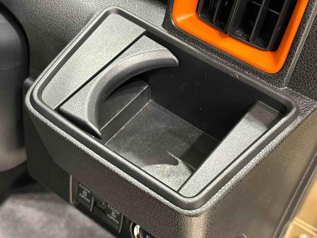 タント ファンクロスターボ　ディスプレイオーディオ　パノラマカメラ　ＬＥＤオートライト　パワースライドドアウェルカムオープン機能　電動パーキングブレーキ　運転席助手席シートヒーター　アルミホイールキーフリーシステム　　オート電動格納式ドアミラー（26枚目）