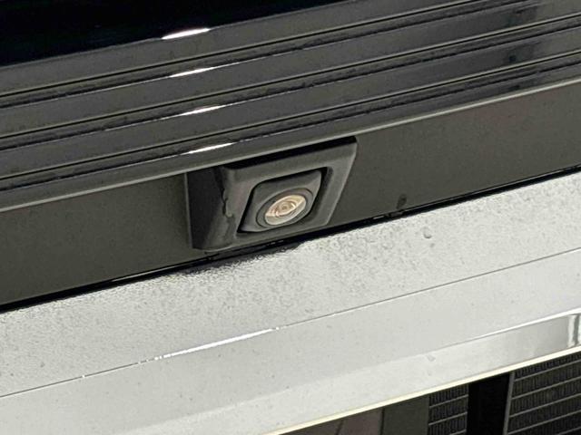 タント カスタムＲＳスタイルセレクション　パノラマモニター　ＥＴＣ付　ＬＥＤオートライト　パワースライドドアウェルカムオープン機能　オート電動格納式ドアミラー　運転席ロングスライド　助手席ロングスライド　助手席イージークローザー　アルミホイール　キーフリーシステム（12枚目）