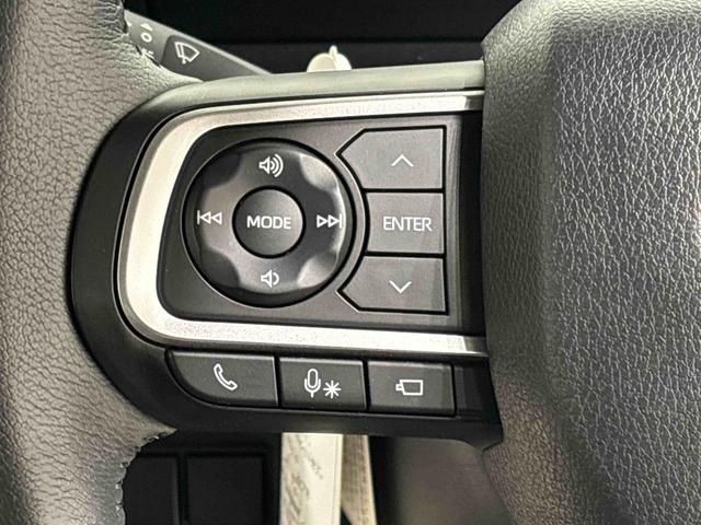 タント カスタムＲＳスタイルセレクション　パノラマモニター　ＥＴＣ付　ＬＥＤオートライト　パワースライドドアウェルカムオープン機能　オート電動格納式ドアミラー　運転席ロングスライド　助手席ロングスライド　助手席イージークローザー　アルミホイール　キーフリーシステム（16枚目）