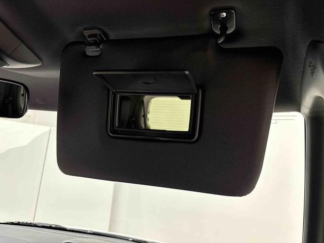 タント カスタムＲＳスタイルセレクション　パノラマモニター　ＥＴＣ付　ＬＥＤオートライト　パワースライドドアウェルカムオープン機能　オート電動格納式ドアミラー　運転席ロングスライド　助手席ロングスライド　助手席イージークローザー　アルミホイール　キーフリーシステム（31枚目）