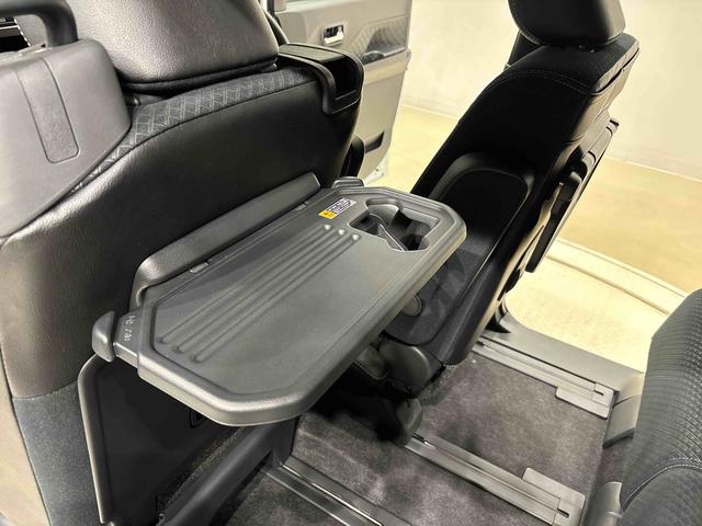 タント カスタムＲＳスタイルセレクション　パノラマモニター　ＥＴＣ付　ＬＥＤオートライト　パワースライドドアウェルカムオープン機能　オート電動格納式ドアミラー　運転席ロングスライド　助手席ロングスライド　助手席イージークローザー　アルミホイール　キーフリーシステム（38枚目）