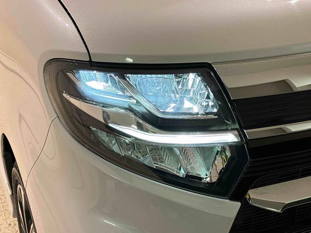 タント カスタムＲＳスタイルセレクション　パノラマモニター　ＥＴＣ付　ＬＥＤオートライト　パワースライドドアウェルカムオープン機能　オート電動格納式ドアミラー　運転席ロングスライド　助手席ロングスライド　助手席イージークローザー　アルミホイール　キーフリーシステム（49枚目）
