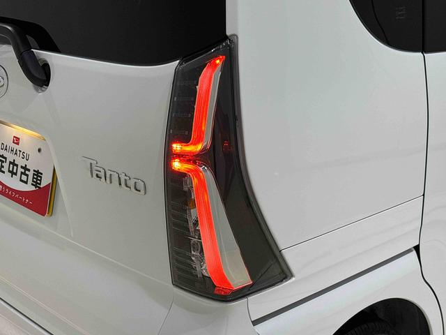 タント カスタムＲＳスタイルセレクション　パノラマモニター　ＥＴＣ付　ＬＥＤオートライト　パワースライドドアウェルカムオープン機能　オート電動格納式ドアミラー　運転席ロングスライド　助手席ロングスライド　助手席イージークローザー　アルミホイール　キーフリーシステム（52枚目）