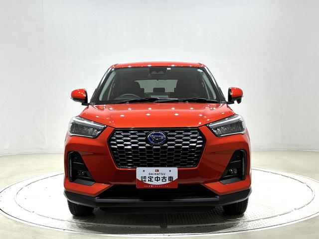 ロッキー プレミアムＧ　ＨＥＶ　ＬＥＤヘッドランプ・フォグランプ　全車速追従機能付アダプティブクルーズコントロール　レーンキープコントロール　ブラインドスポットモニター　１７インチアルミホイール　シートヒーター（6枚目）