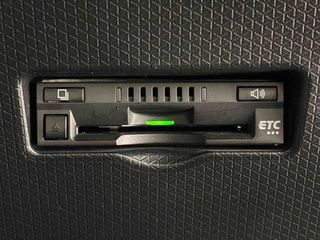 タント カスタムＸスタイルセレクション　ナビ　ＥＴＣ　ドラレコ　パノラマモニター　ＬＥＤオートライト　パワースライドドアウェルカムオープン機能　運転席ロングスライドシ－ト　助手席ロングスライド　助手席イージークローザー　アルミホイール　キーフリーシステム（8枚目）