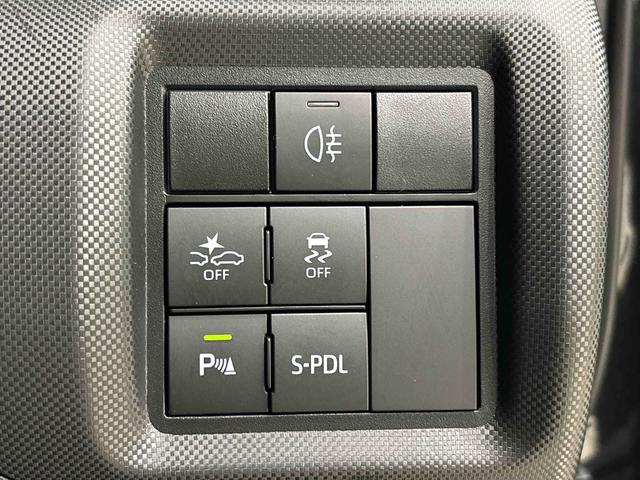 ロッキー プレミアムＧ　ＨＥＶ　スマートペダル　全車速追従機能付ＡＣＣ　純正ナビ装着用アップグレードパック　運転席・助手席シートヒーター　電動パーキングブレーキブレーキ　オートブレーキホールド機能　本革巻ステアリングホイール　ＬＥＤフットイルミネーション　キーフリー（22枚目）