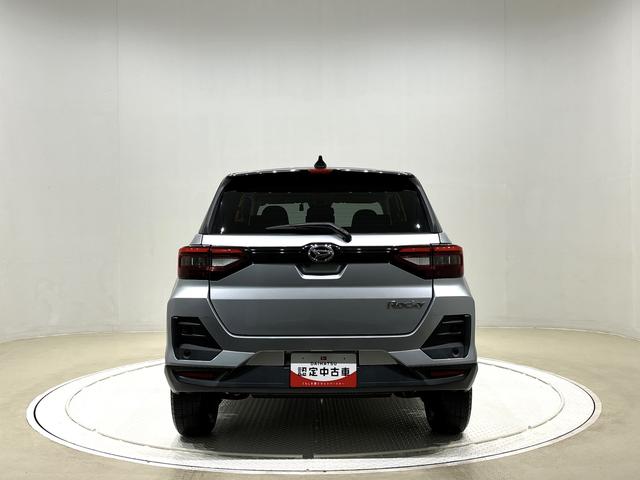 ロッキー Ｇ　ナビ　ドラレコ　ＥＴＣ　ＡＣＣ　シートヒーター　ＬＥＤヘッドランプ・フォグランプ　全車速追従機能付アダプティブクルーズコントロール　レーンキープコントロール　１７インチアルミホイール　シートヒーター　プッシュボタンスタート（13枚目）