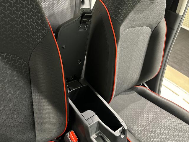 ロッキー Ｇ　ナビ　ドラレコ　ＥＴＣ　ＡＣＣ　シートヒーター　ＬＥＤヘッドランプ・フォグランプ　全車速追従機能付アダプティブクルーズコントロール　レーンキープコントロール　１７インチアルミホイール　シートヒーター　プッシュボタンスタート（31枚目）
