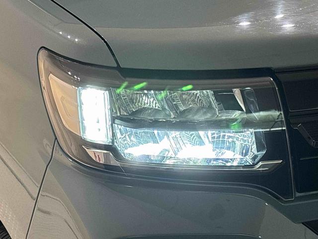 タント ファンクロスターボ　ＬＥＤヘッドランプ　フォグランプ　１５インチアルミホイール　プッシュボタンスタート　セキュリティアラーム　オートライト　ミラクルオープンドア（48枚目）