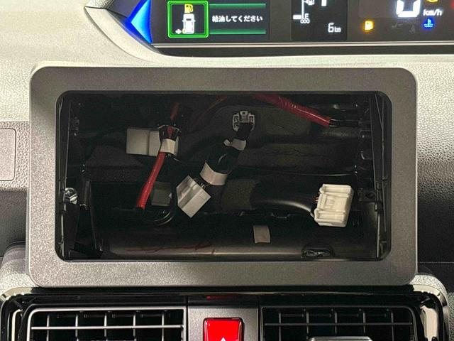 タント カスタムＲＳ　パノラマモニター　電動パーキングブレーキ　ＬＥＤオートライト　パワースライドドアウェルカムオープン機能　電動パーキングブレーキ　運転席助手席シートヒーター　アルミホイール　キーフリーシステム　　オート電動格納式ドアミラー（17枚目）