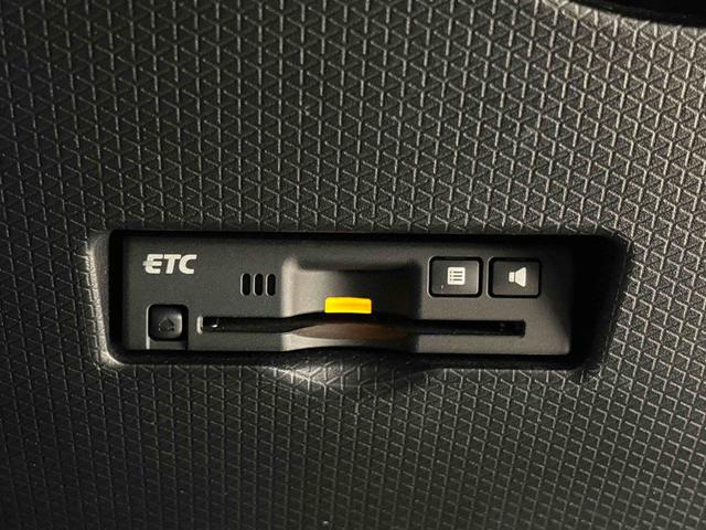 タント カスタムＲＳセレクション　　パノラマモニター・ナビ・ＥＴＣ　ＬＥＤオートライト　パワースライドドアウェルカムオープン機能　オート電動格納式ドアミラー　　助手席イージークローザー　アルミホイール　キーフリーシステム（8枚目）