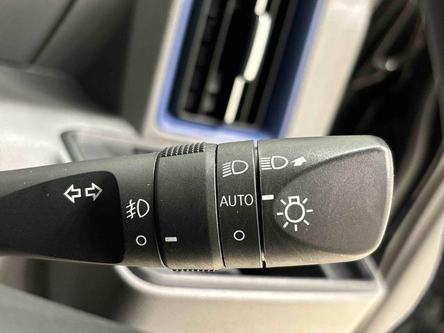 タント カスタムＲＳセレクション　　パノラマモニター・ナビ・ＥＴＣ　ＬＥＤオートライト　パワースライドドアウェルカムオープン機能　オート電動格納式ドアミラー　　助手席イージークローザー　アルミホイール　キーフリーシステム（25枚目）